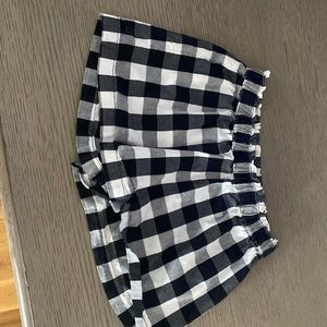 Precious black and white Gingham shorts.  Like new condition. Girls size 6